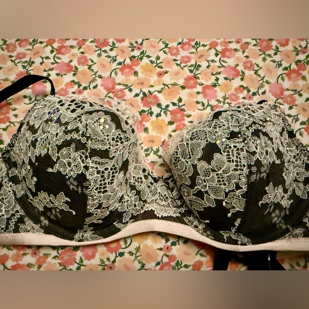 Victoria’s Secret Dream Angels 34A Bra